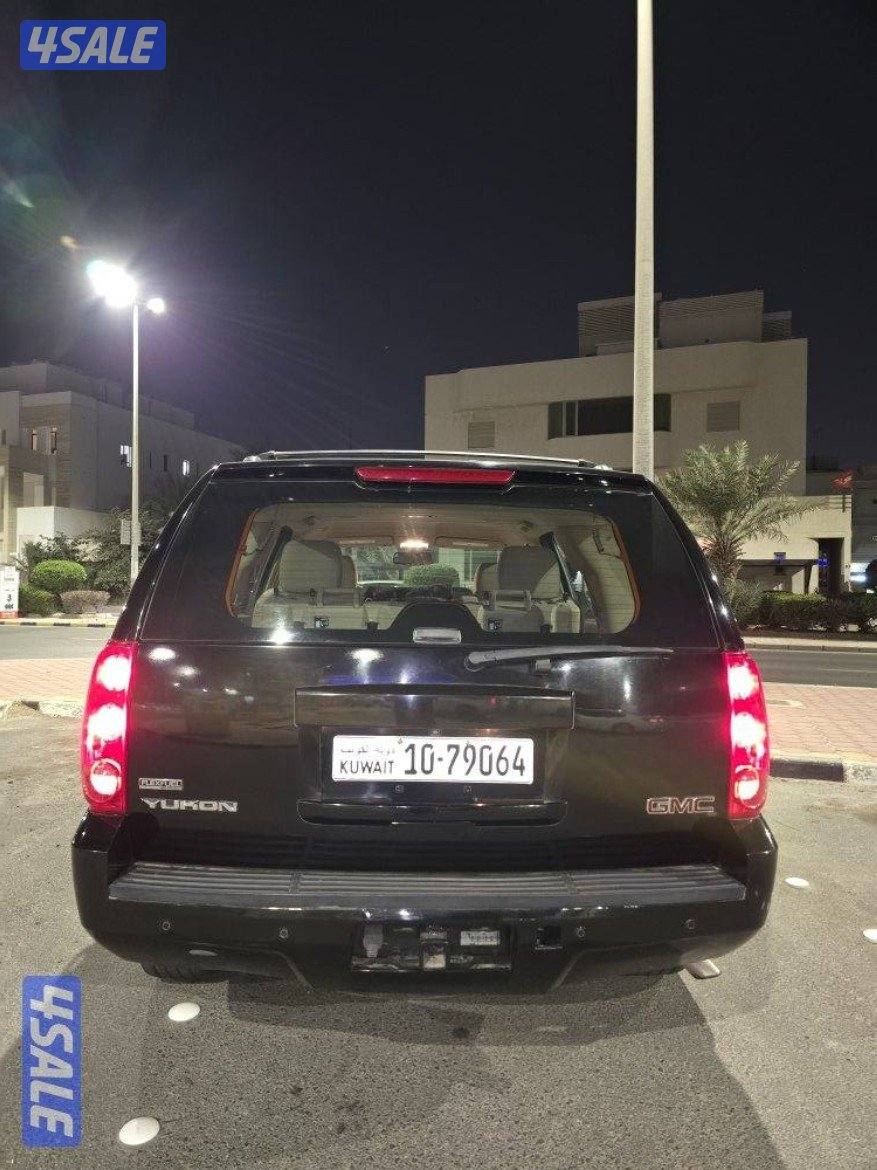 للبيع: جيب يوكن 2011
🔹 اللون: أسود
🔹 العداد: 160 ألف كم
🔹 الحالة: ن2