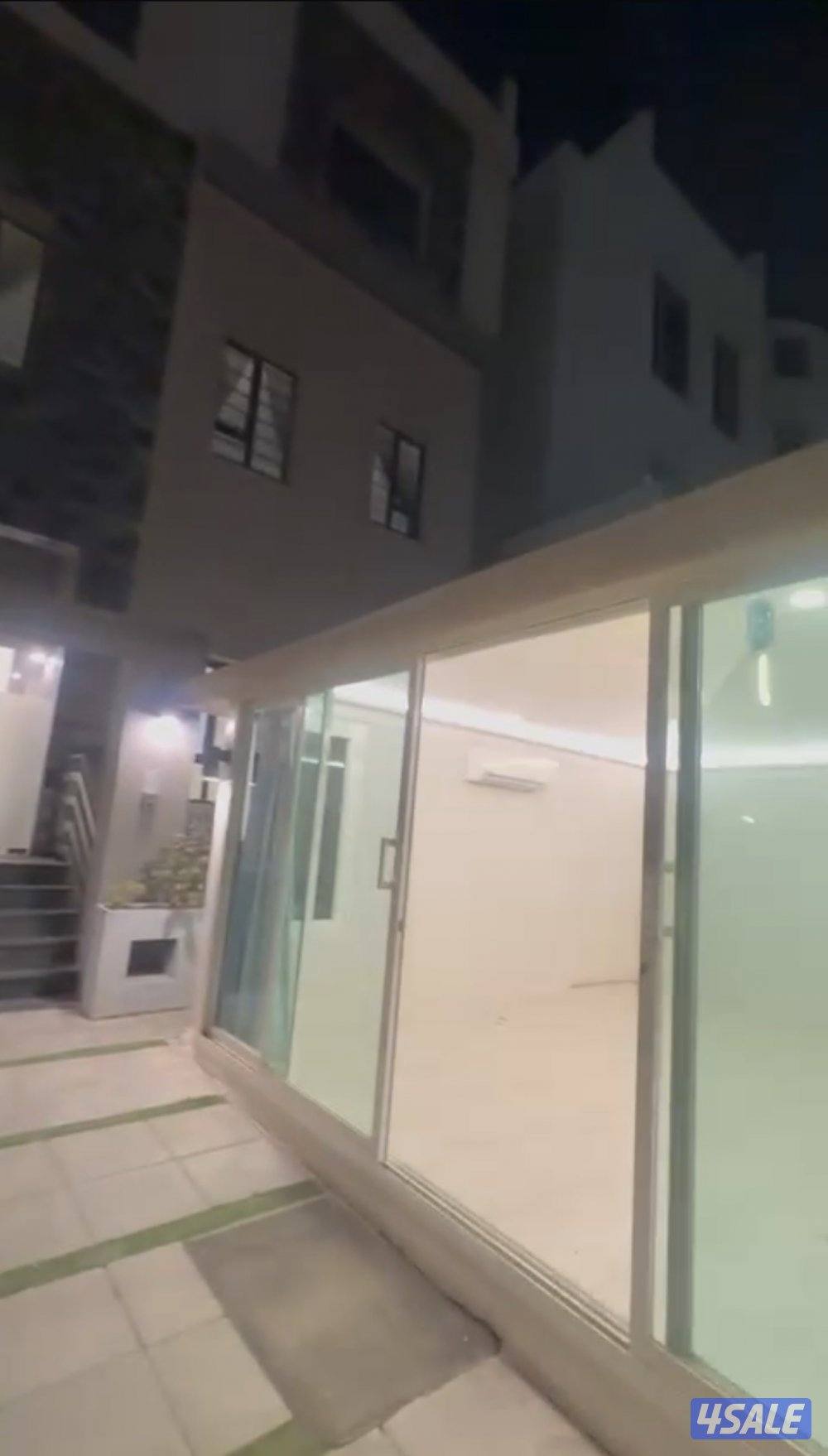 للايجار دور ارضي الفنيطيس ق4 مع حديقة0