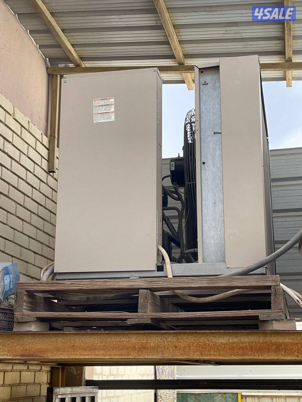 للبيع ثلاجه تجميد بحاله ممتازه0