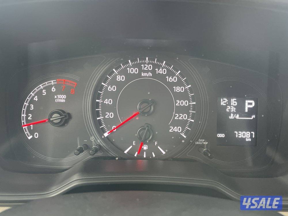 TOYOTA COROLLA 1.6L XLI STD OPTION6