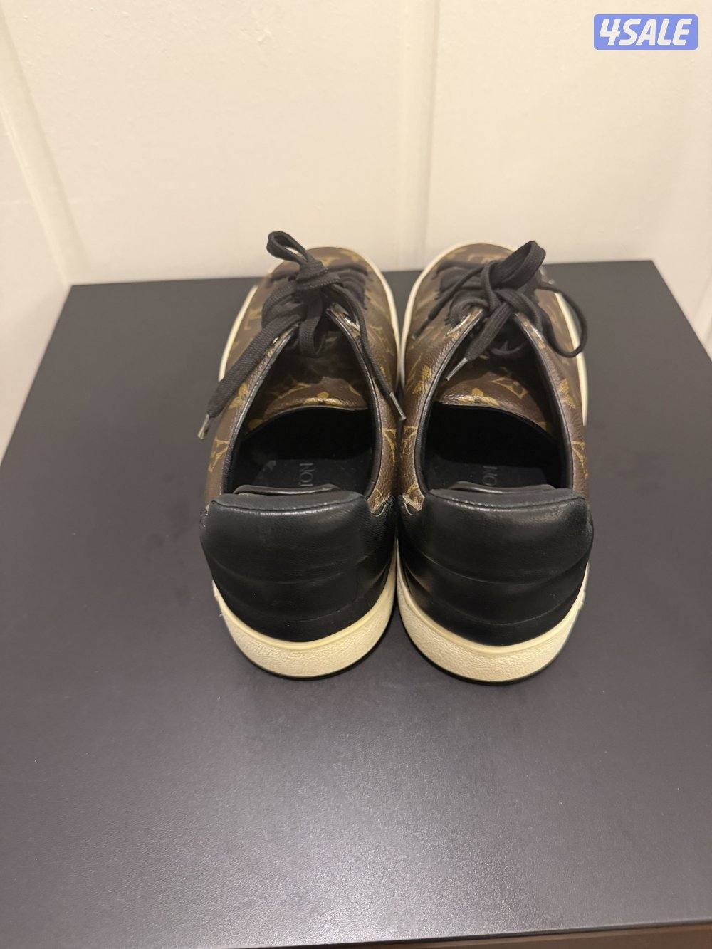 للبيع جوتي LV (Louis Vuitton) أصلي3