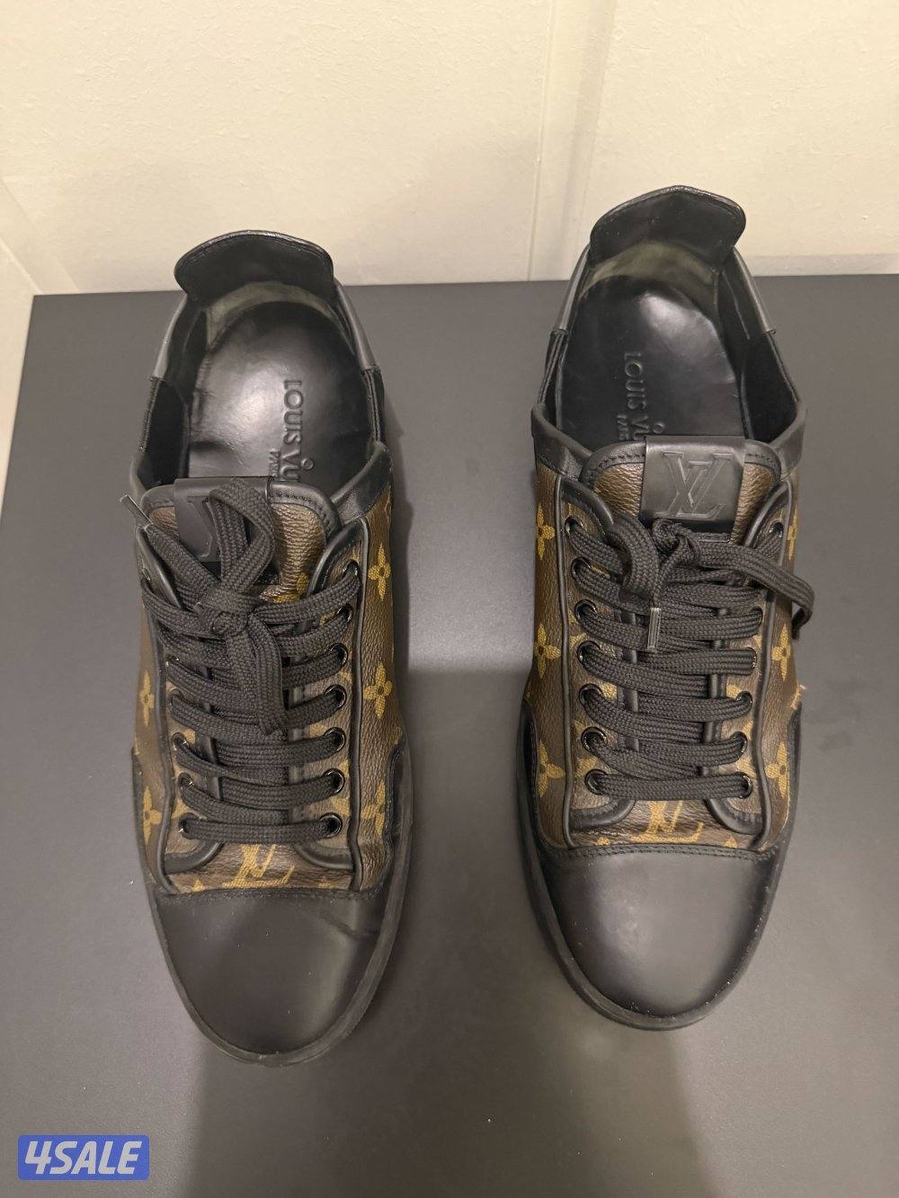 للبيع جوتي LV (Louis Vuitton) أصلي5