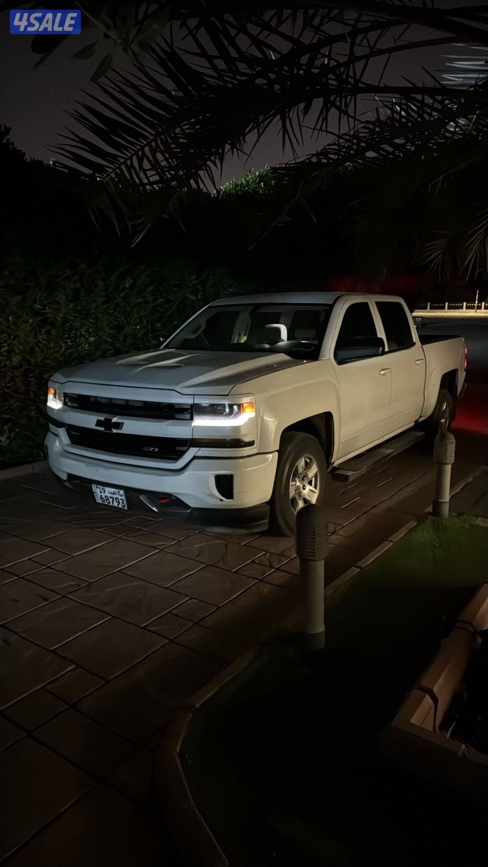 للبيع سلفرادو z71 غمارتين دبل قير اكتروني0