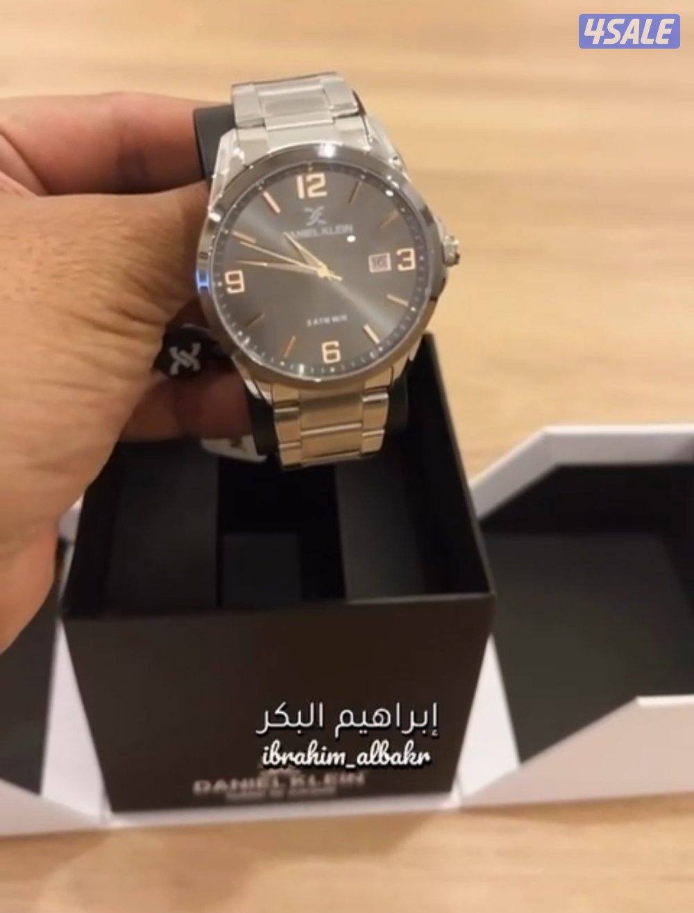 بيع جملة ساعات رجالية ونسائية أصلية وجناط بعد لاتطوفكم2