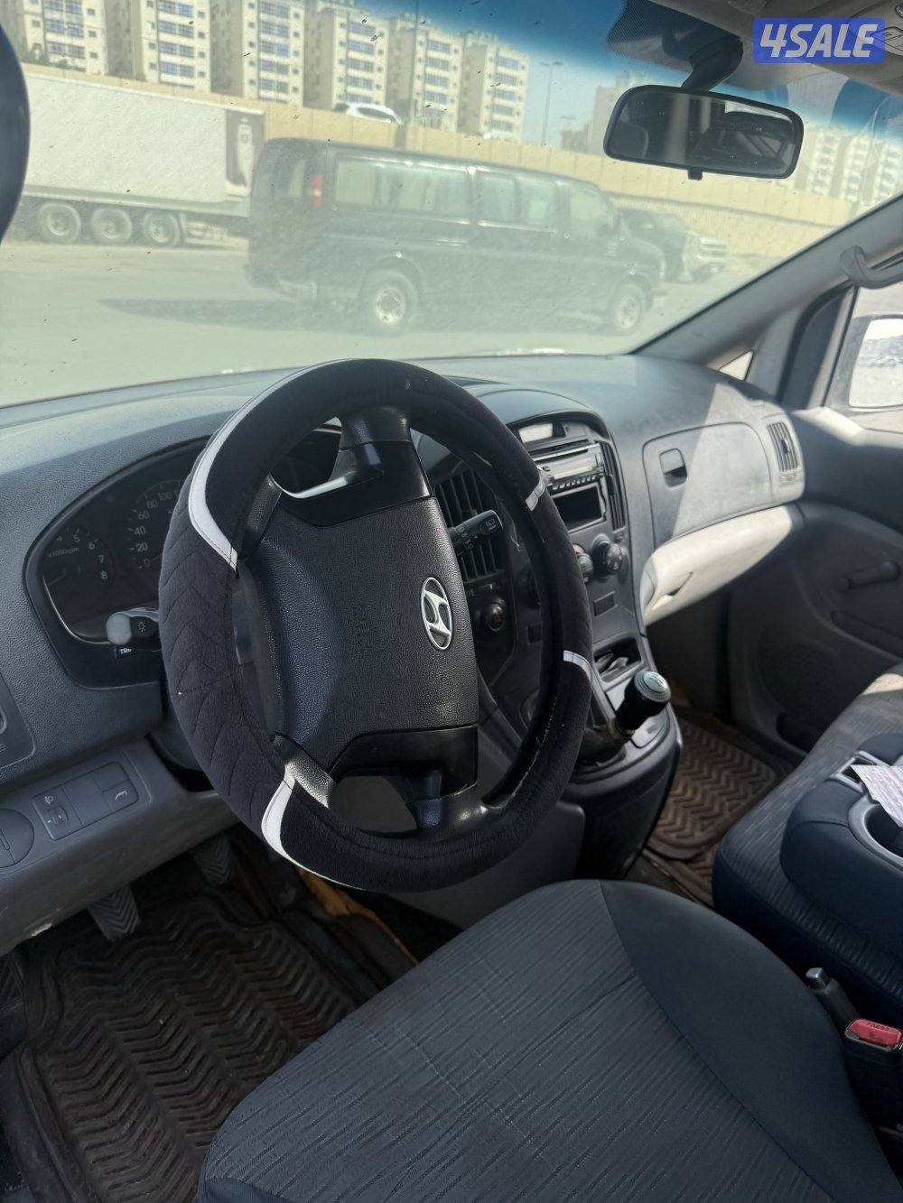 فان اتش ون بوكس مقفل مسجل بدفتر فحصه موجود السيارة ممتازة4