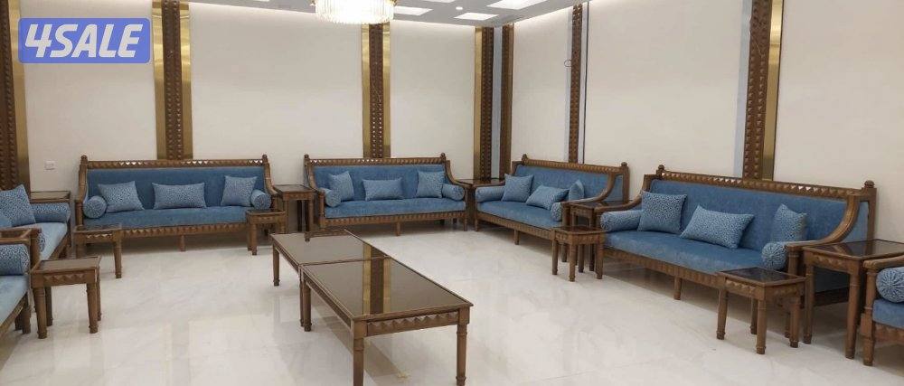 تنجيد وتفصيل ديوانيات ومساند ومطارح وكنب وجلسات وكل الستاير وسجاد4