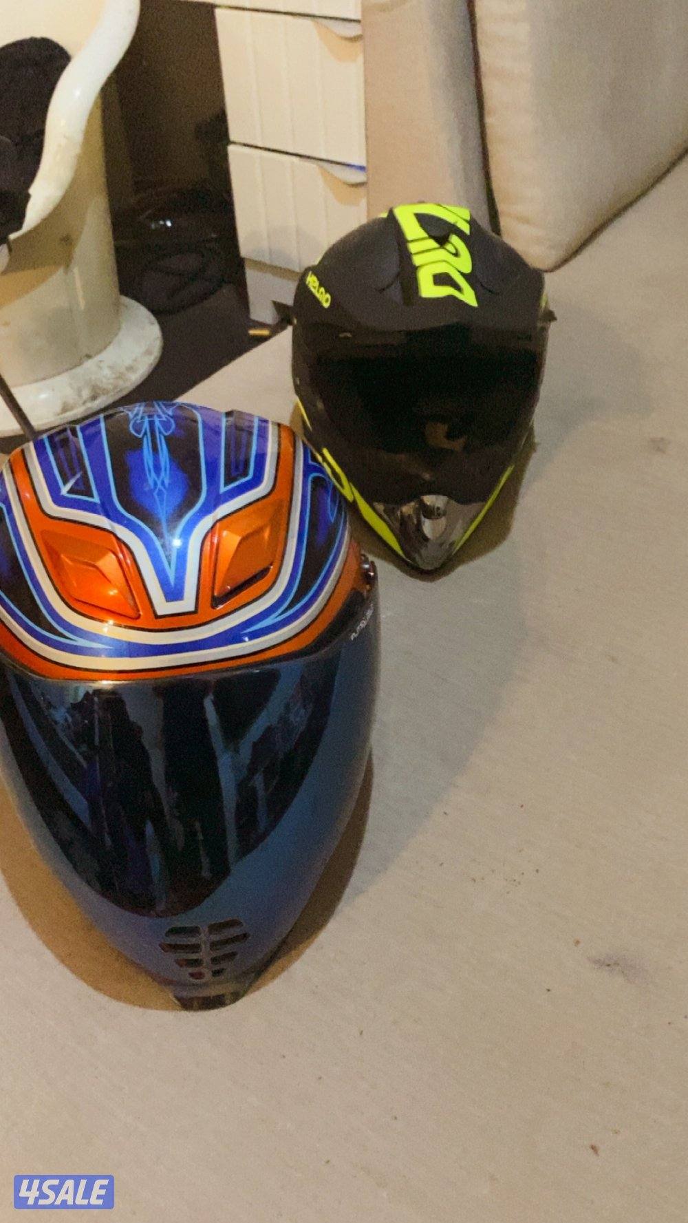 خوذ بحالة ممتازة3