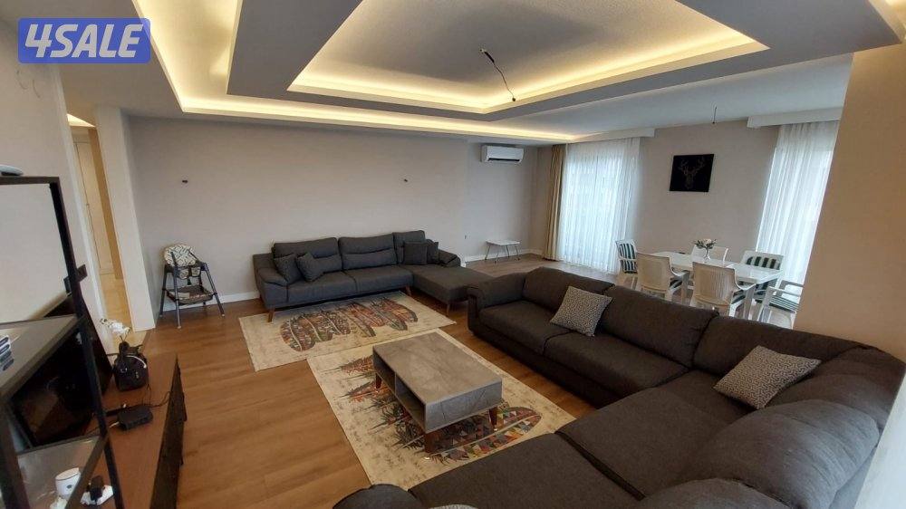 للبيع شقة في مجمع الداون تاون إطلالة الجبل4