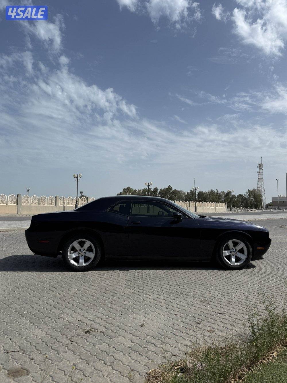 للبيع تشالنجر ٢٠١٢ سيرفس منتظم سته سلندر7