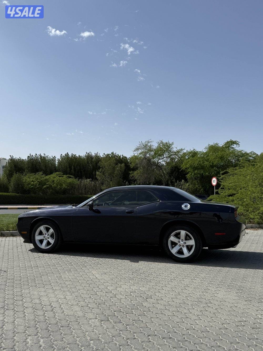 للبيع تشالنجر ٢٠١٢ سيرفس منتظم سته سلندر3