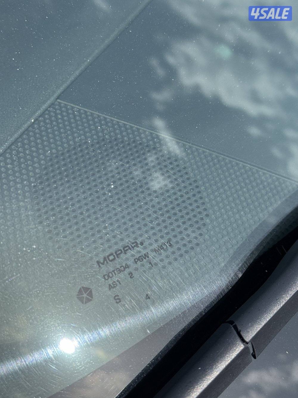 للبيع تشالنجر ٢٠١٢ سيرفس منتظم سته سلندر12