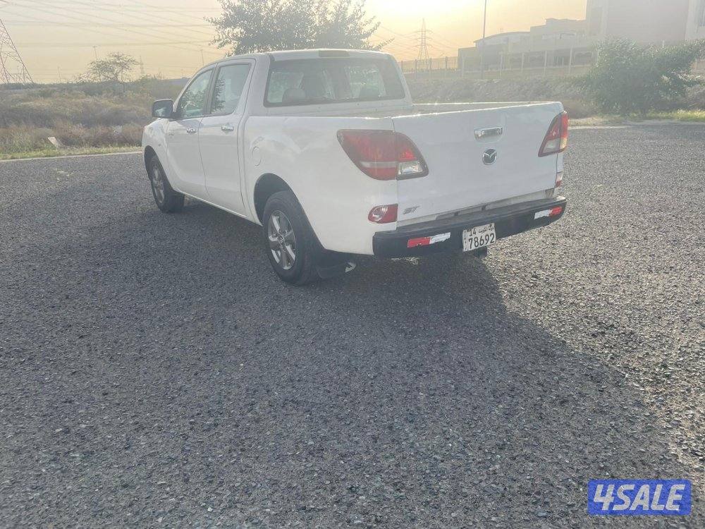 للبيع وانيت مازدا  م 2016 كامل المواصفات4