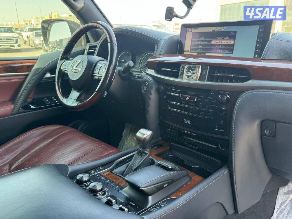 لكزس LX570 s  موديل 2020 ماشى 125.000 k.m  وارد الساير .صبغ وكالة7