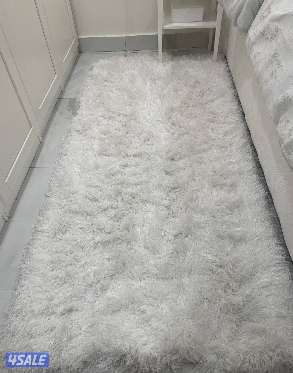 كنبه ومجموعة اغراض7