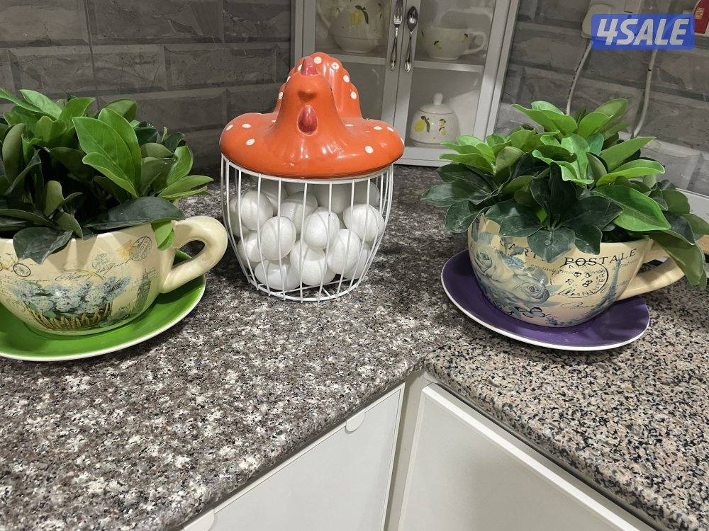 كنبه ومجموعة اغراض8