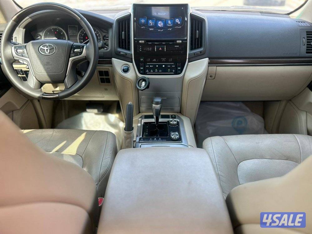 لاند كروزر GX.R-قراند تورينق .V8 موديل 2019 ماشى 271.000 k.m6