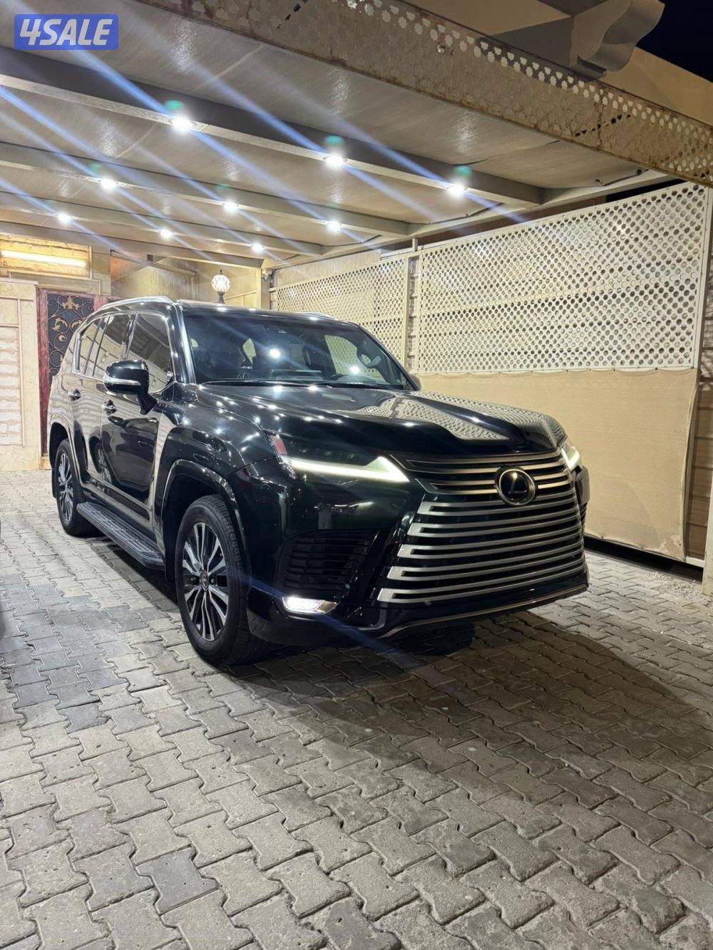 جيب لكزس الدرجه الاولى 20231