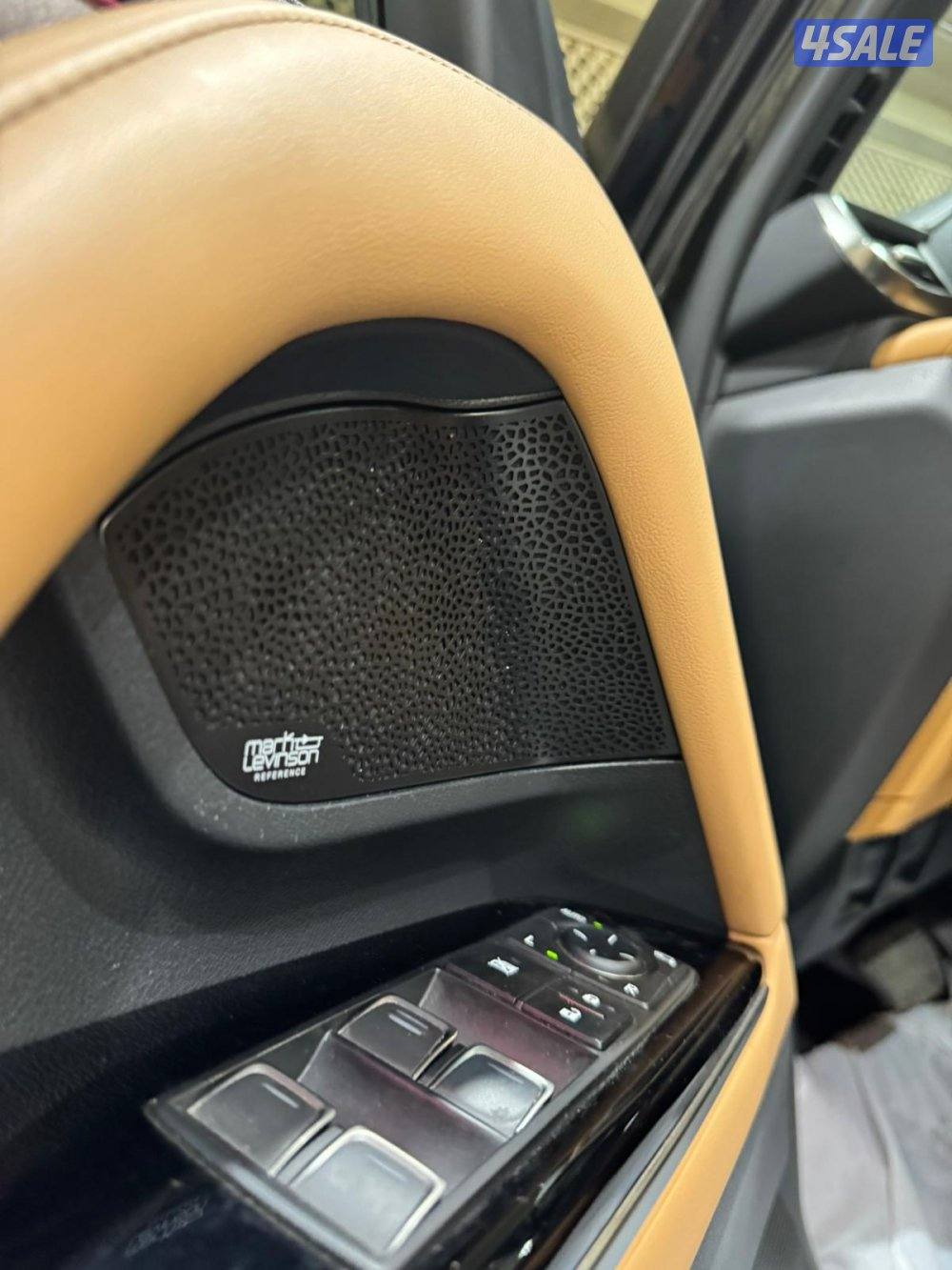 جيب لكزس الدرجه الاولى 20235