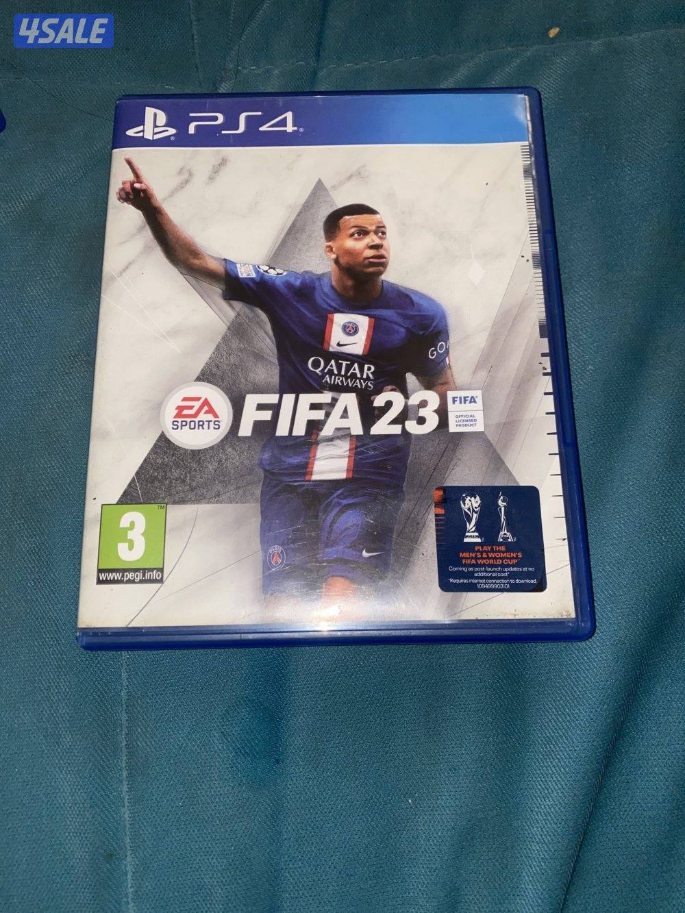 للبيع فيفا ٢٣ على السوني ٤ حاله جيده استخدام شهر للاتصال على الواتساب0
