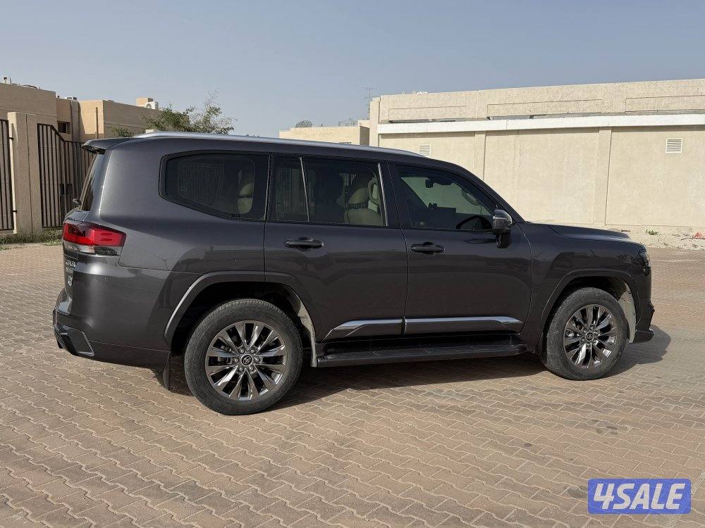 GXR ماشي ٣٥ الف فقط - صبغ وكالة - خالي من الحوادث - توين تيربو ايرو اس1