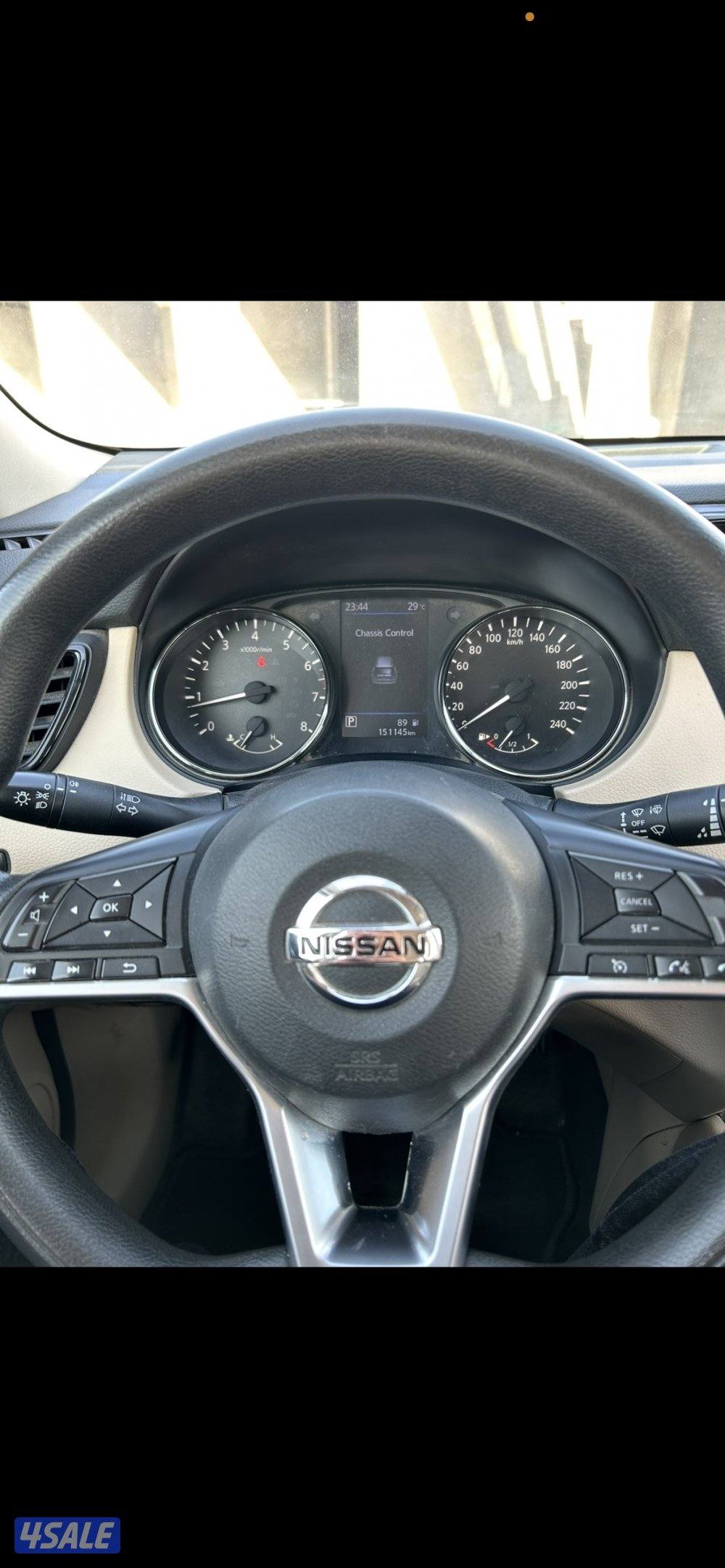 نيسان ‏ اكسترل2