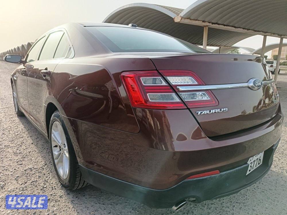 فورد تورس 2015 الغانم بحاله ممتازه عداد/1040005