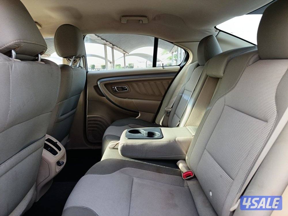 فورد تورس 2015 الغانم بحاله ممتازه عداد/1040008