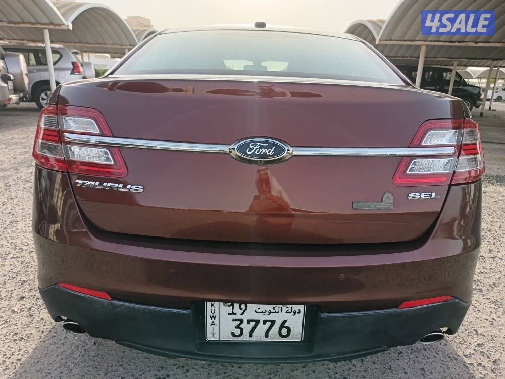 فورد تورس 2015 الغانم بحاله ممتازه عداد/10400010
