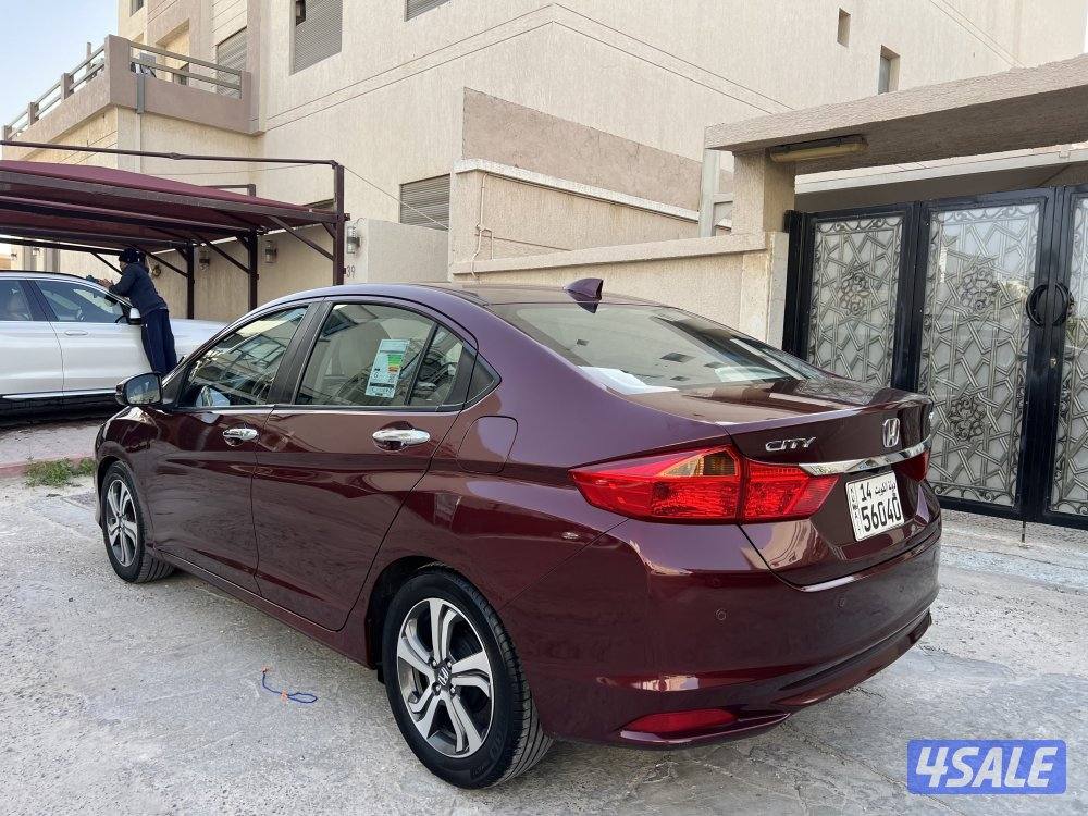 للبيع هوندا سيتي موديل ٢٠١٧11