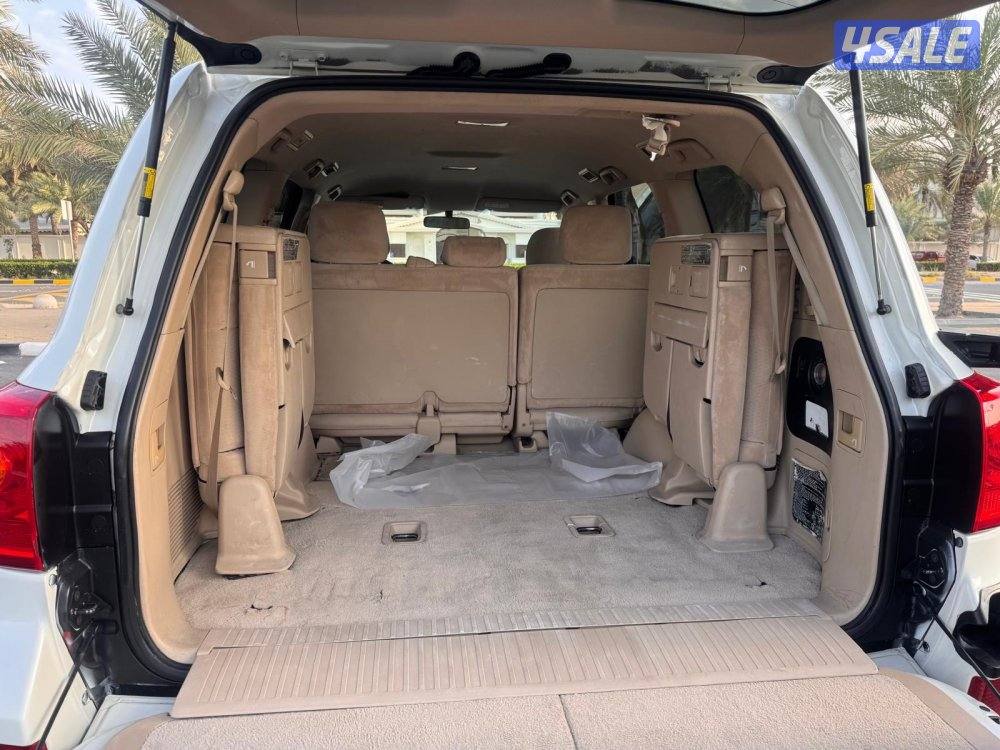 لاند كروز موديل 2015 GXR V6 بحاله ممتازه شرط الفحص10