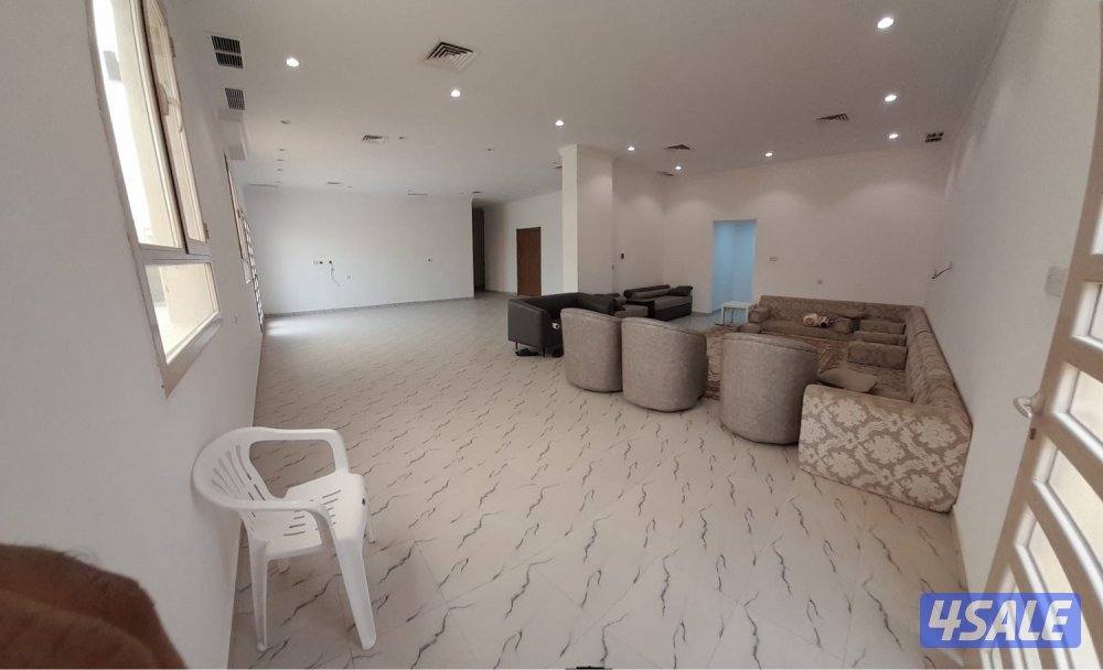 دور ارضي كامل جديدللإيجار ٣غرف ماستر+صالتين وحمام ضيوف غرفة عامل وحمام10