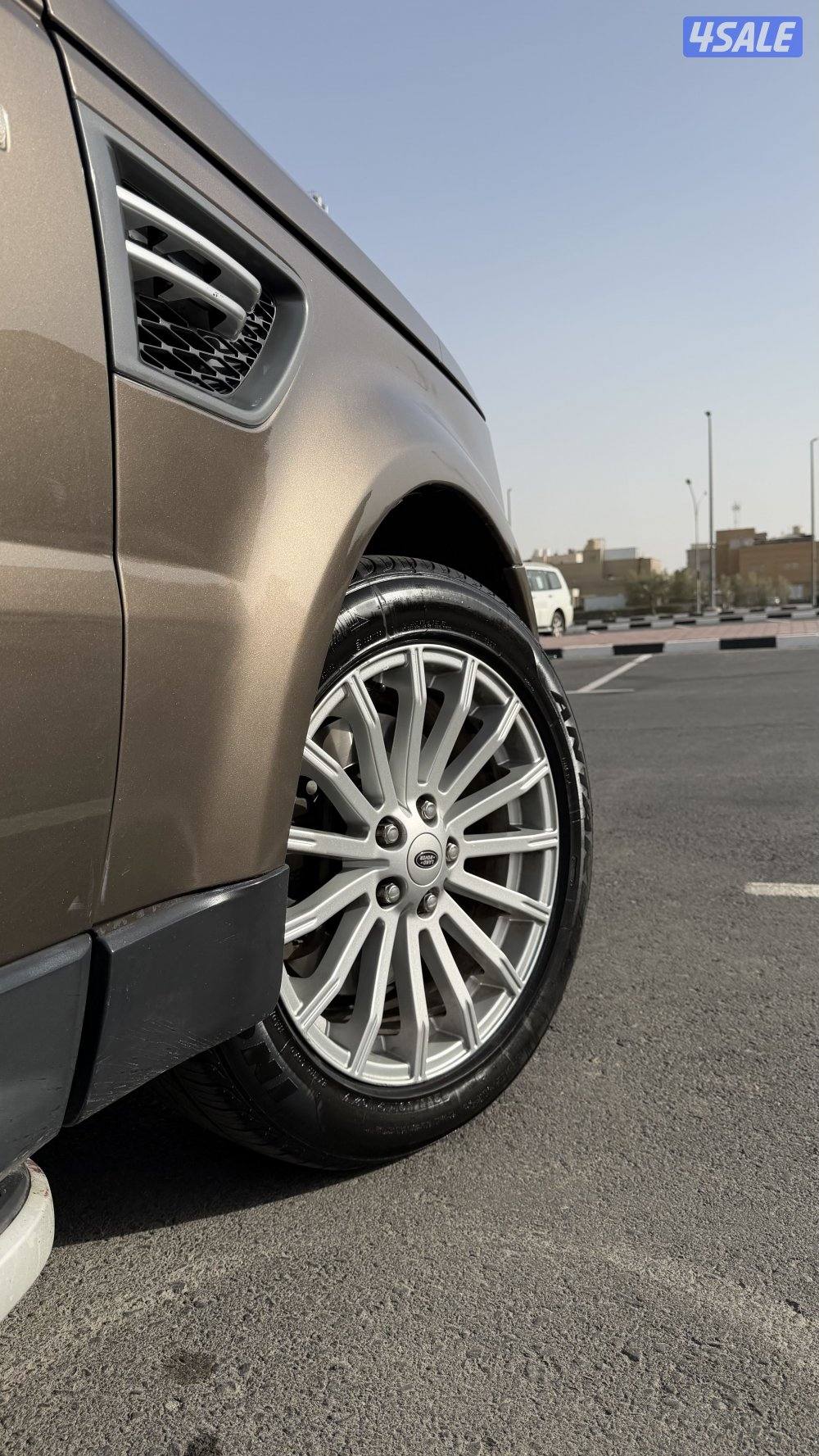 رنج روفر سبورت 211 HSE2