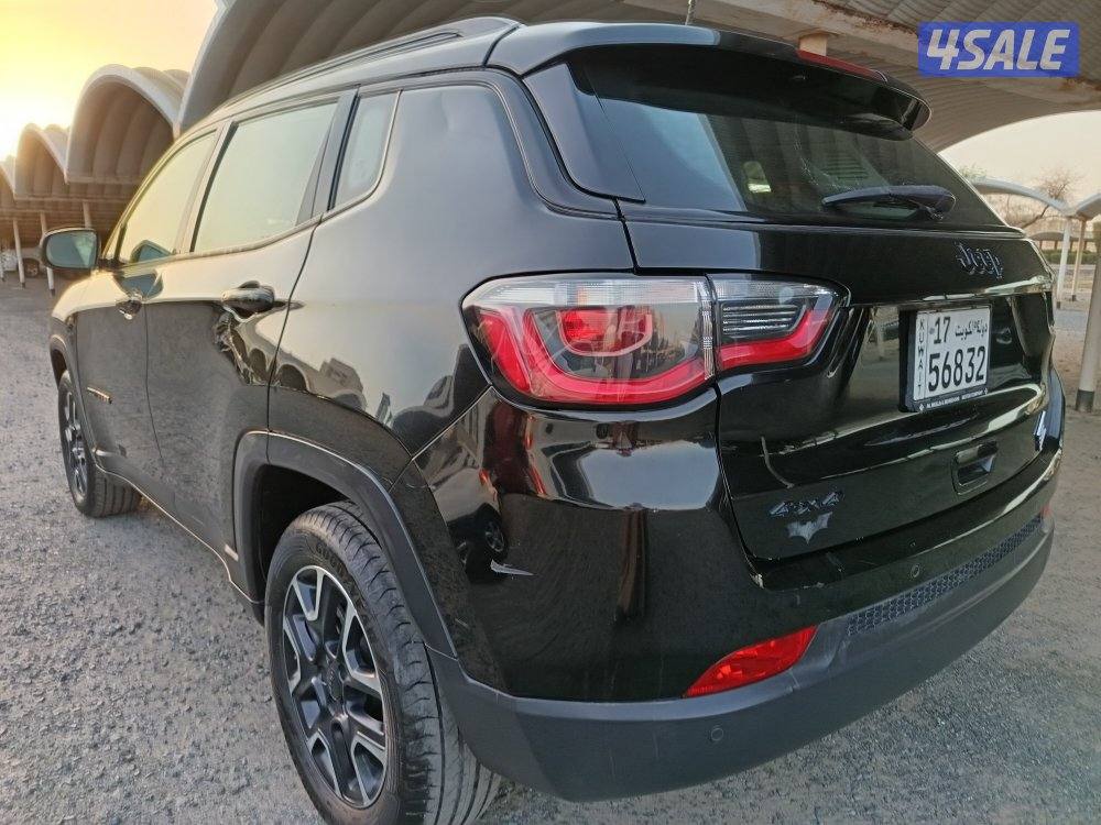 جيب كومباس 2019 بهبهاني دبل بصمه فتحه كامره بحاله ممتازه عداد/ 800004