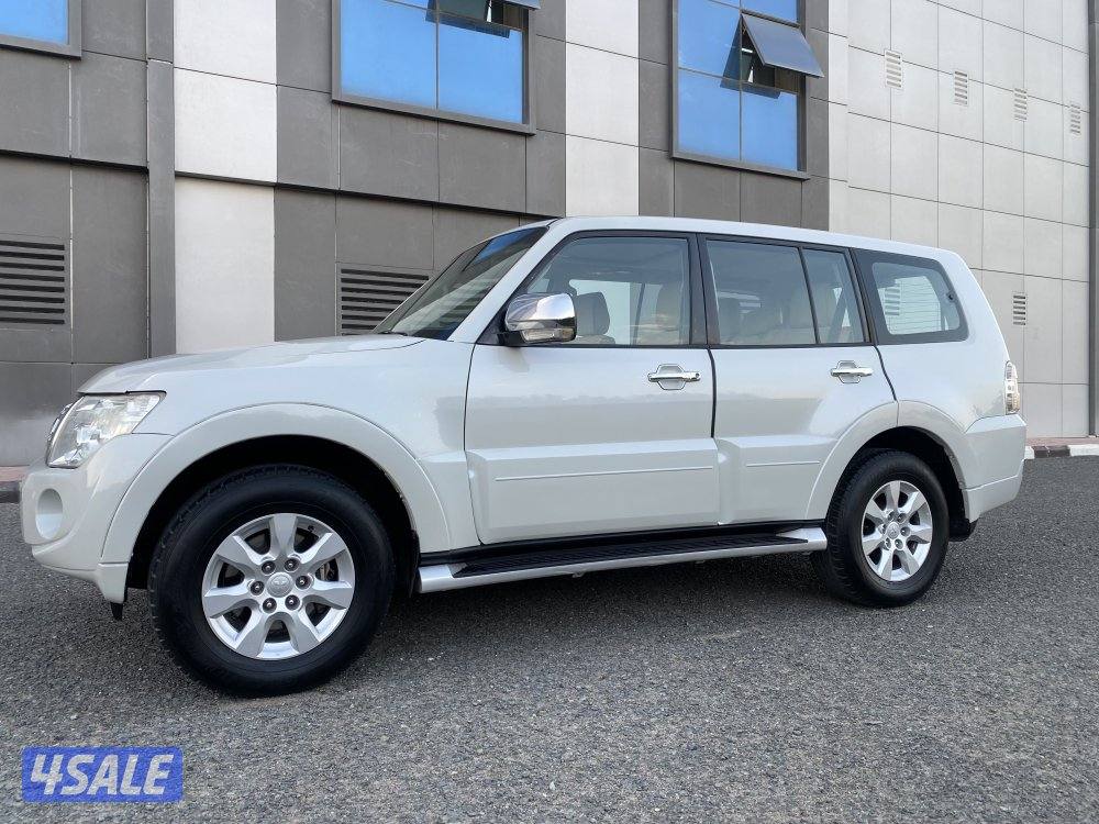 للبيع جيب باجيرو موديل 2012 كأمل الموصفات3