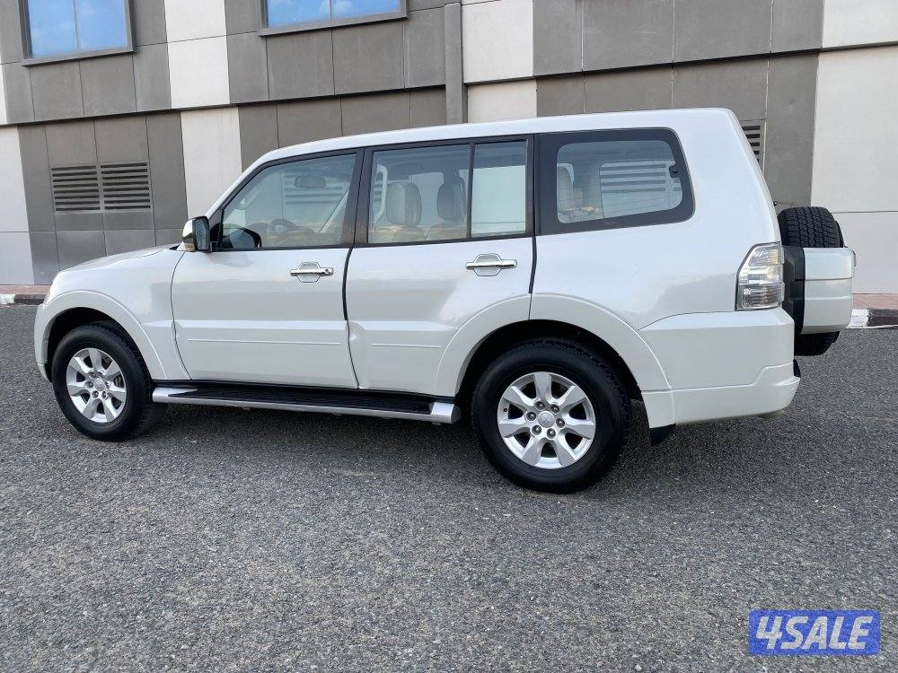 للبيع جيب باجيرو موديل 2012 كأمل الموصفات6