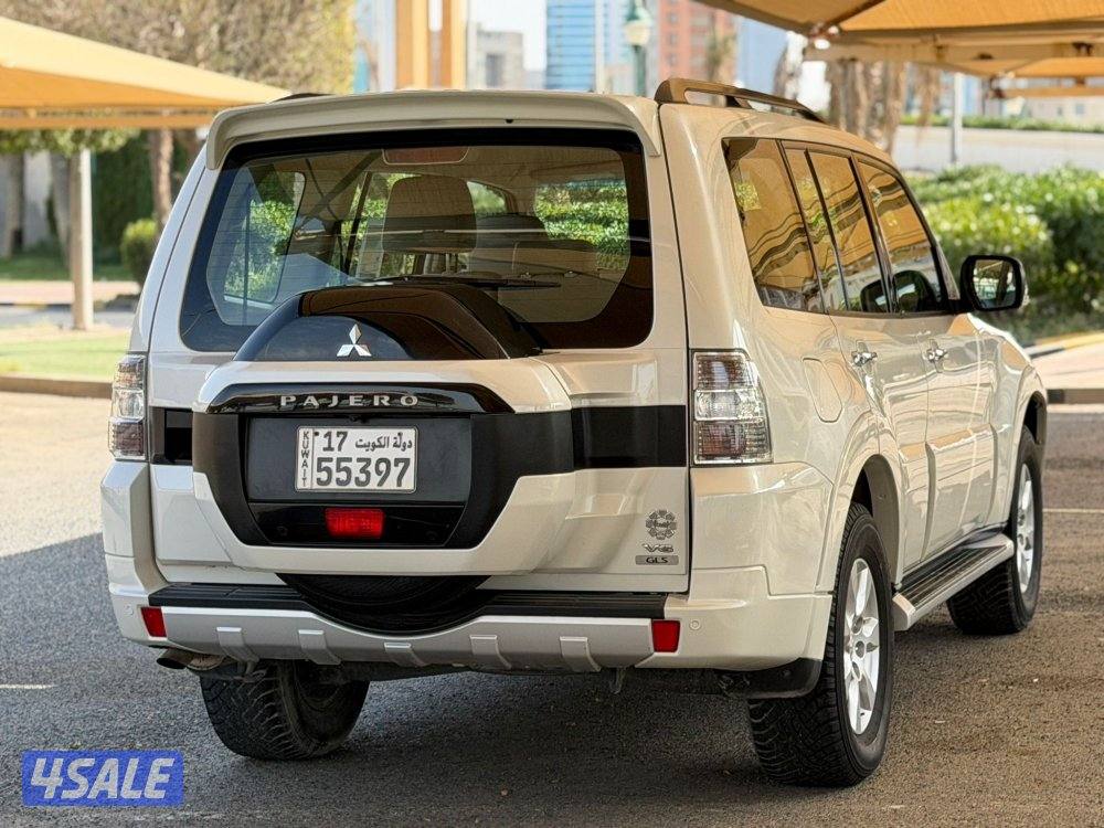 ميستوبيشي باجيروGLS2