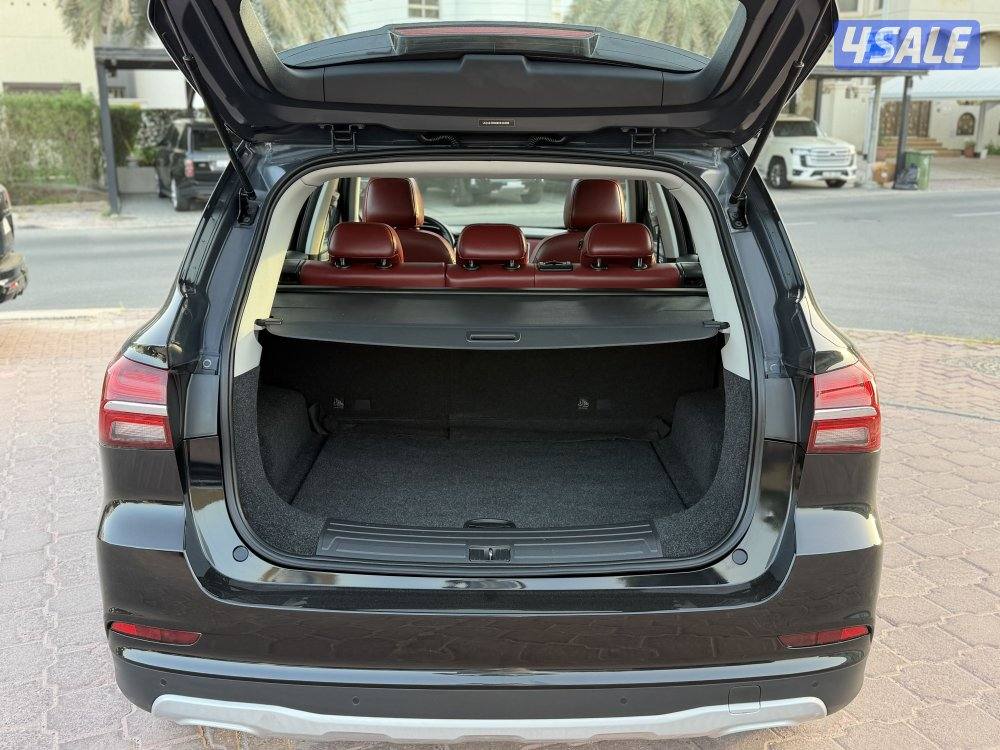 ام جي RX5 موديل 2019 صبغ وكاله شرط الفحص11