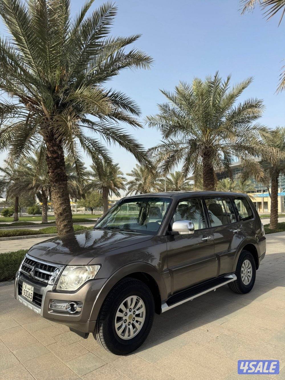 للبيع باجيرو 2015 بحالة الوكالة بيعة سريعة1