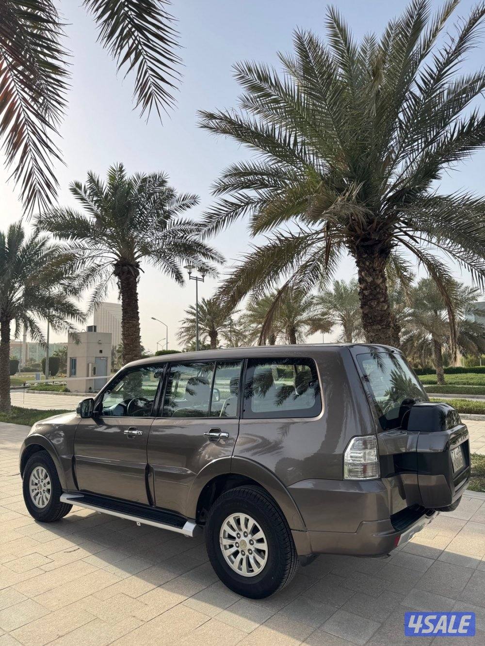 للبيع باجيرو 2015 بحالة الوكالة بيعة سريعة2