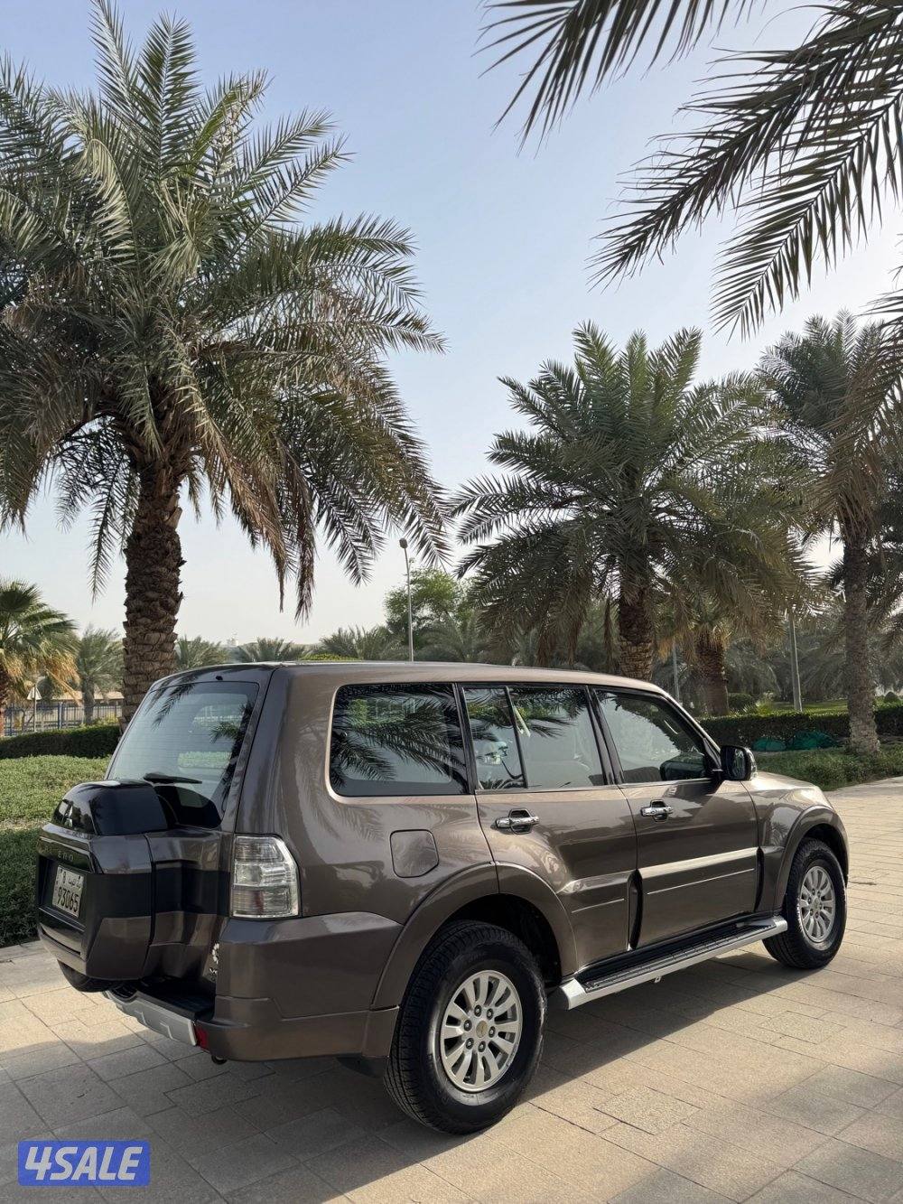 للبيع باجيرو 2015 بحالة الوكالة بيعة سريعة3