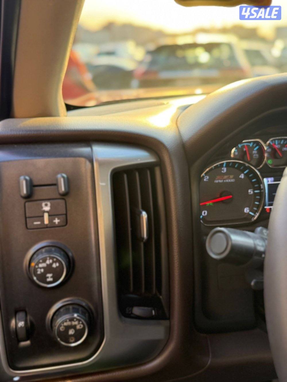 للبيع سلفرادو 2014 Z71 دبل قير5