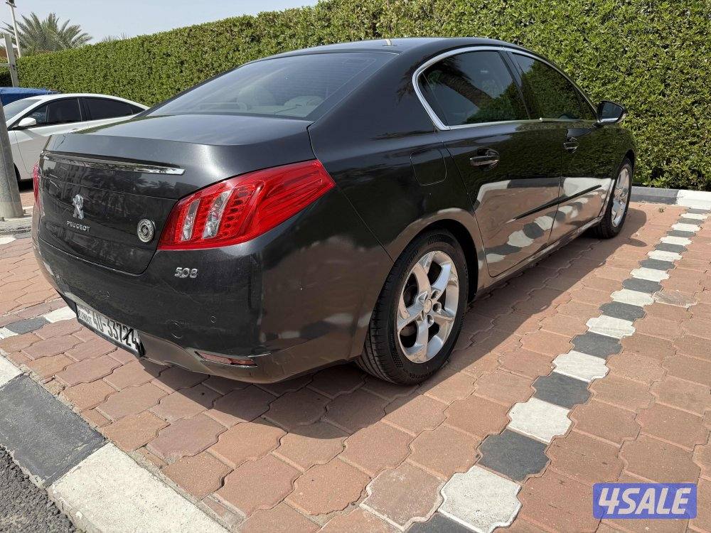 بيجو 508 موديل 20154