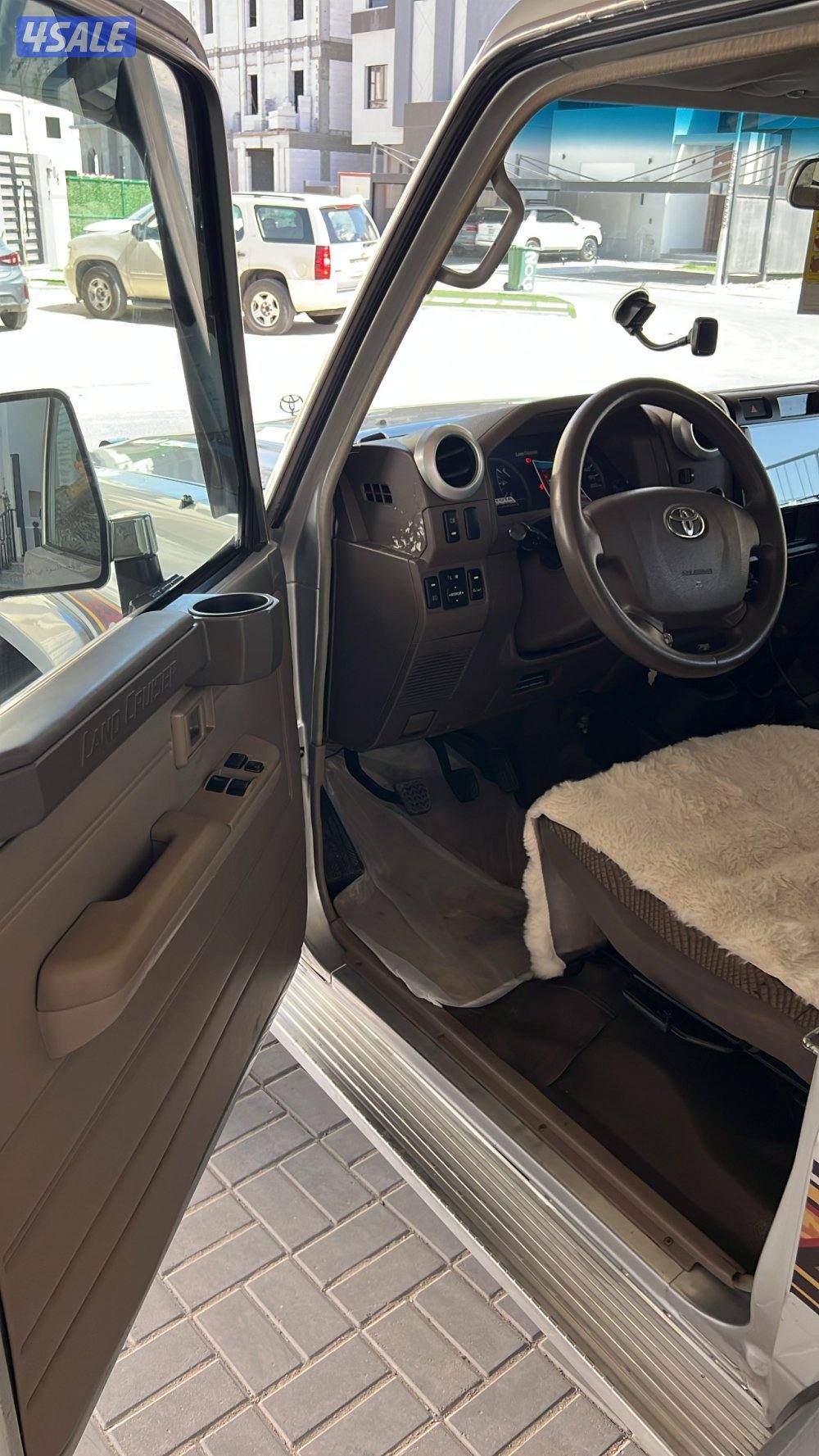 للبيع جيب ربع7