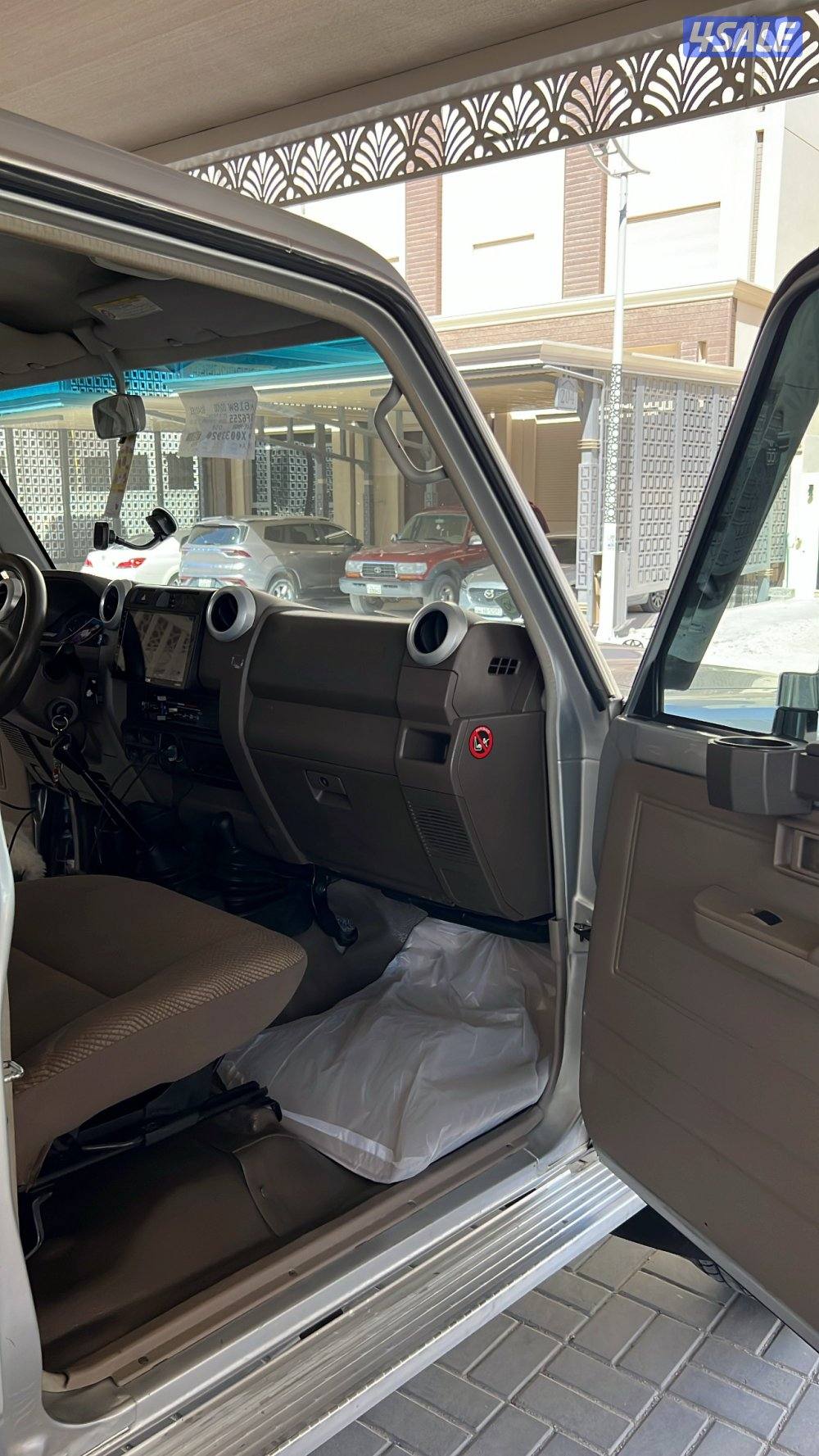 للبيع جيب ربع9