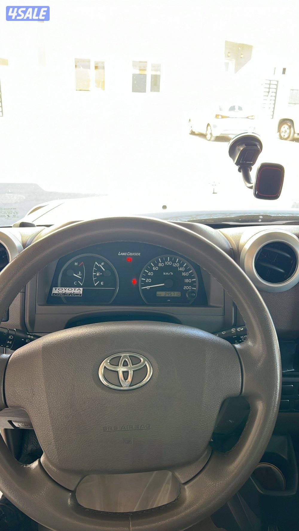 للبيع جيب ربع12