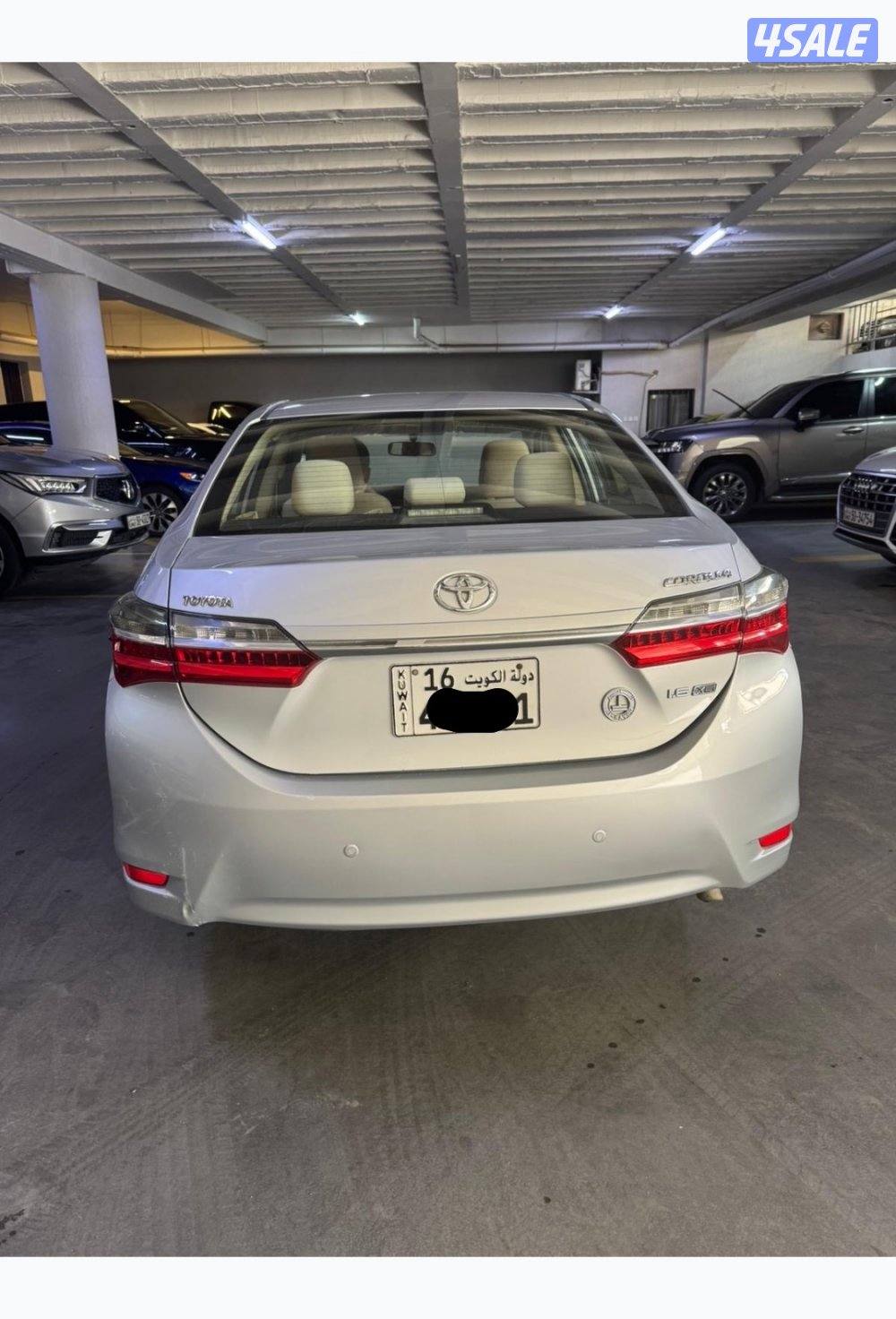 Corola 2019 silver color0