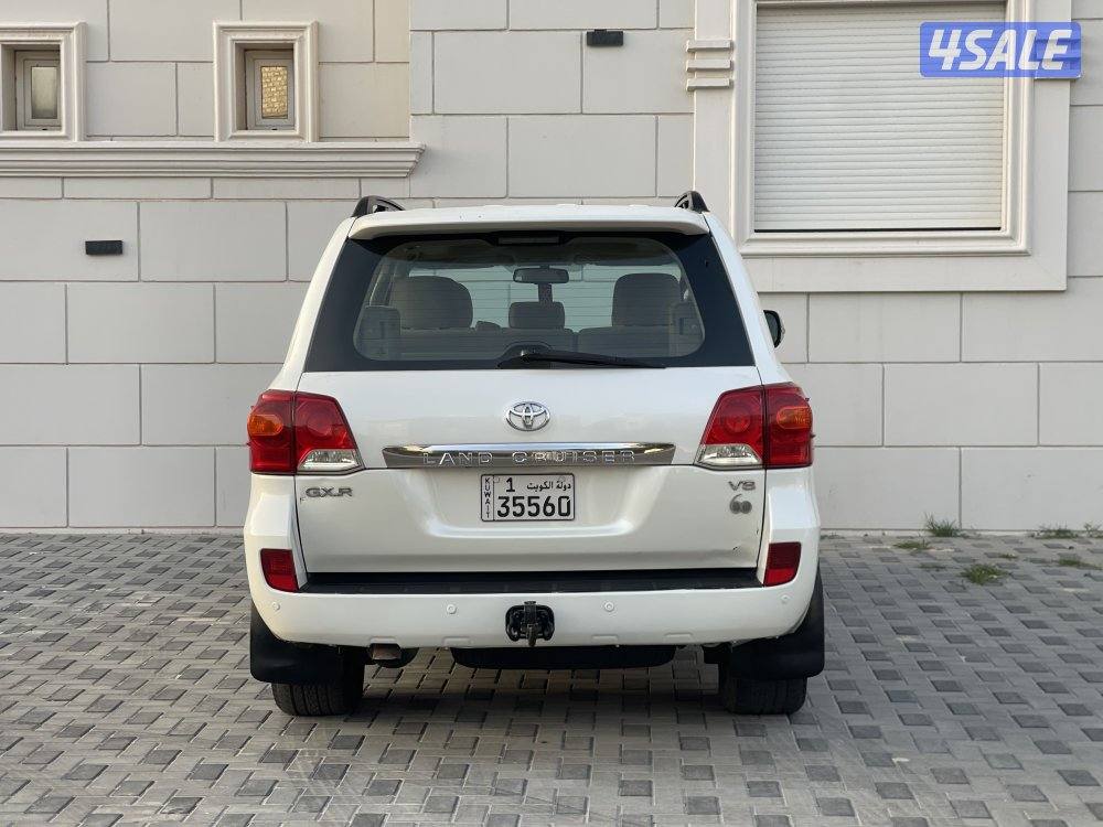 لاندكروزر 20144