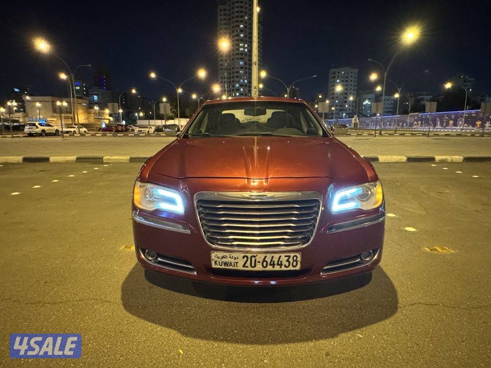 كرايزلر 300 / 8 سلندر0