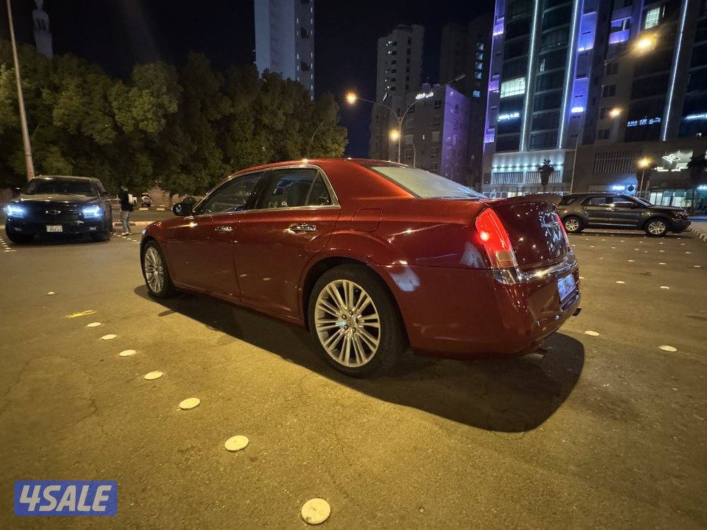 كرايزلر 300 / 8 سلندر4