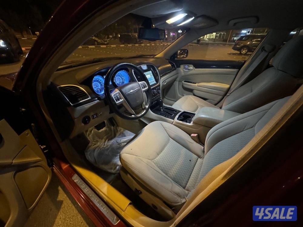 كرايزلر 300 / 8 سلندر8